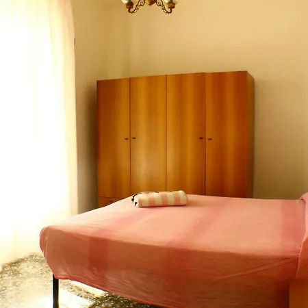 Holiday home Casa Vacanza A 200 Mt Dal Mare
